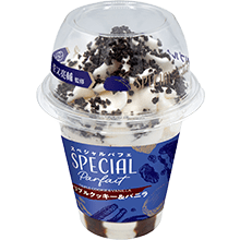 スペシャルパフェ トリプルクッキー&バニラ（カップ）
